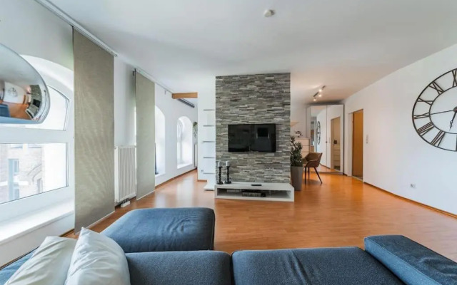 Spektakuläres Apartment ✩ 7. Stock ✩ kostenlose Parkgarage