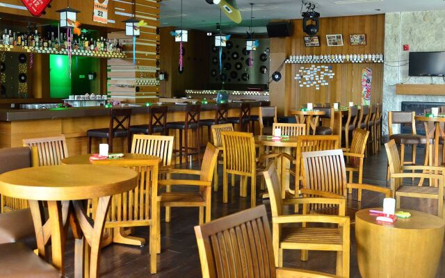 Holiday Inn Changbaishan Suites