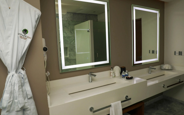 Panther Bay Villa & Golf