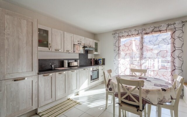 Apartment With 2 Bedrooms in Guillestre, With Wonderful Mountain View,
