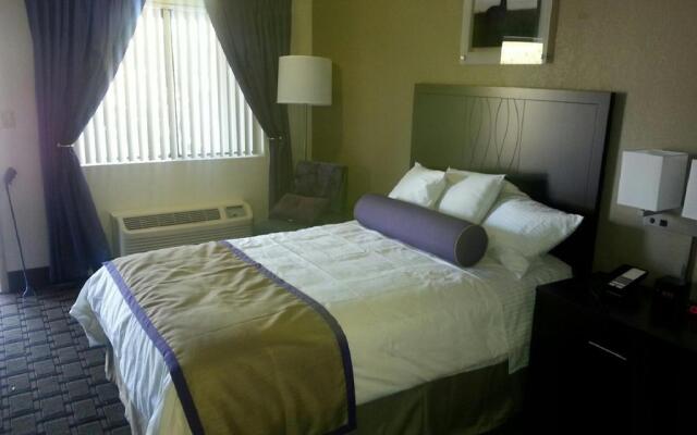 Grand Canyon University Hotel