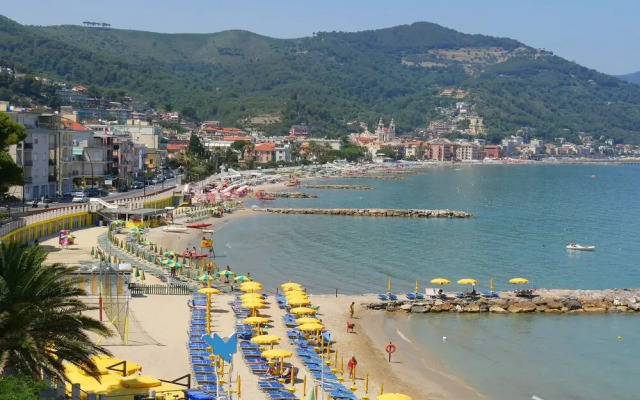 Flat 60M² 2 Bedrooms 1 Bathroom - Alassio