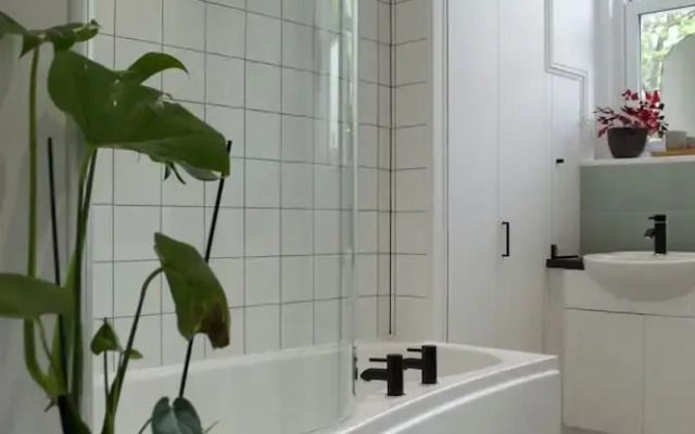 Scandi-style 1 Bedroom City Centre Apartment