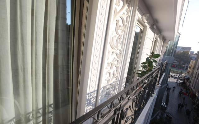 Laleli Blue Marmaray Hotel
