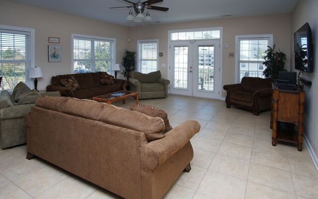 Amy's Oasis by RedAwning