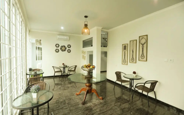 Nest Residence
