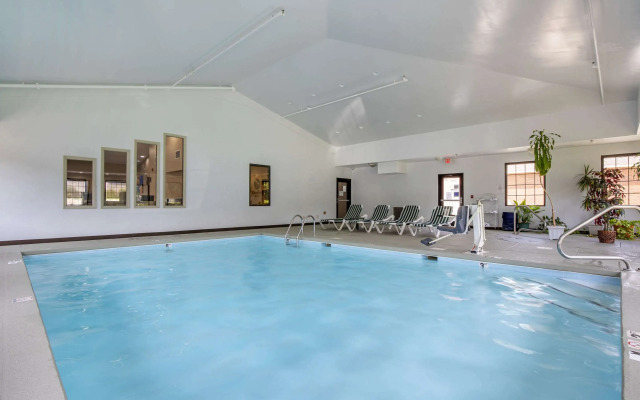 Comfort Inn Marion near Downtown & Blue Ridge PKWY