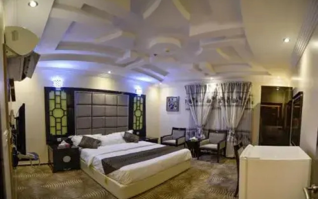 Asfarkom Aparthotel