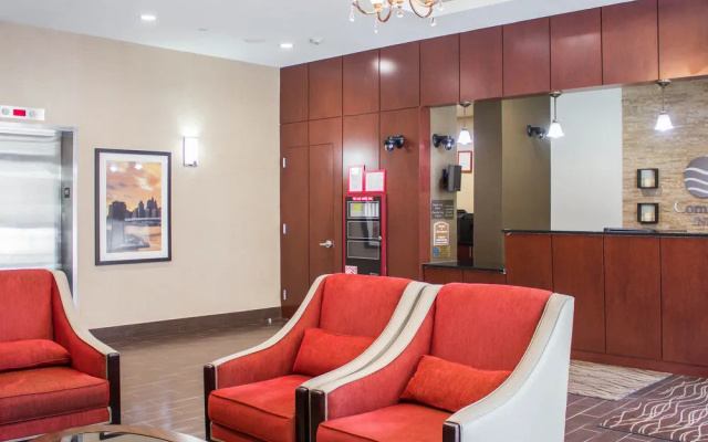 Comfort Inn Jamaica