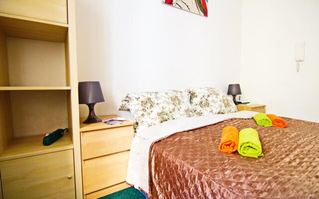 Apartment House Seifertova