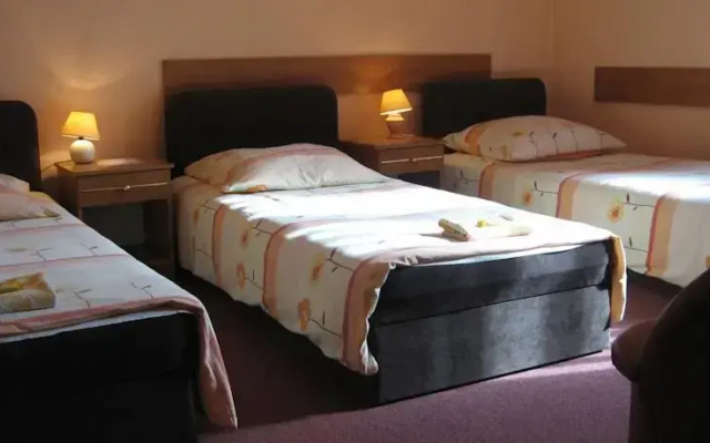 Hotel Onyx