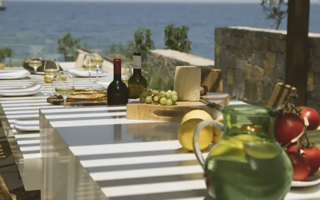 Yades Instyle Villas