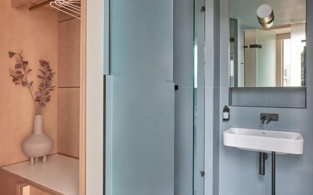 Buckle Street Studios by Locke, Aldgate
