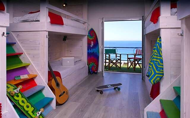 Chill In Ericeira Surf House