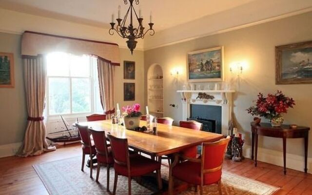 Finglen House