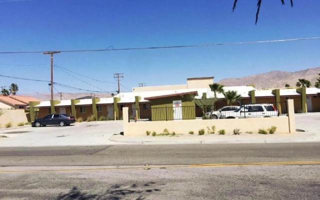 Europa Inn & Suites