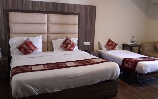 Hotel Rama Trident