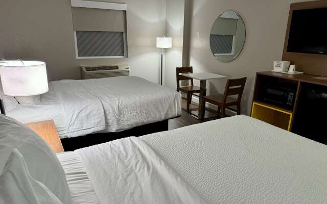 Days Inn by Wyndham Sarasota I-75