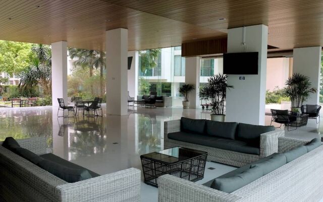 Luxury Condo Nimman, Best Location, Poolsauna