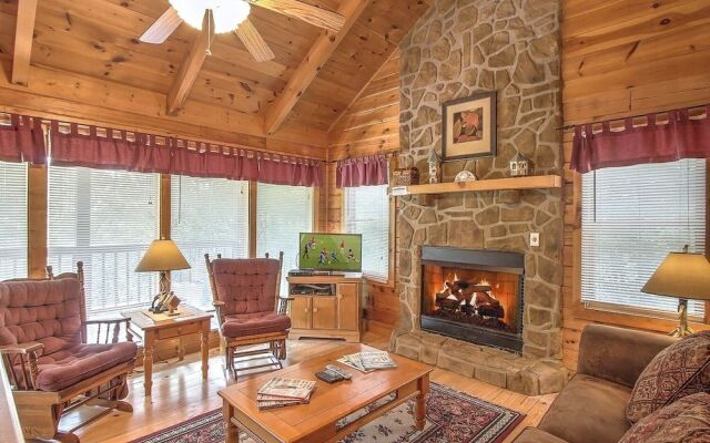 Snuggled In 1 Bedroom 1 Bathroom Cabin