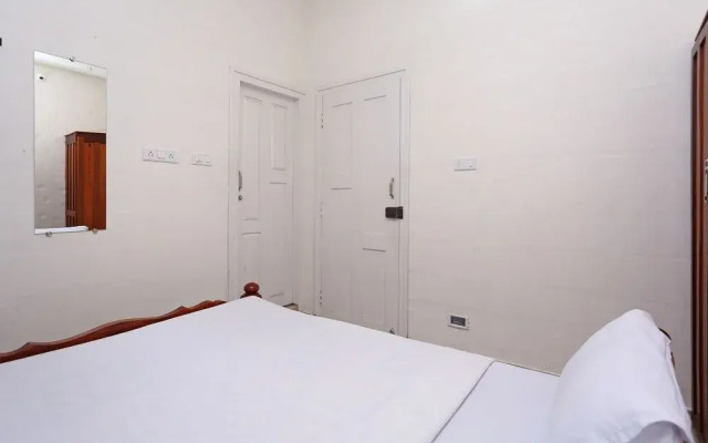 OYO 9376 Home Cozy 2BHK Madikeri Fort
