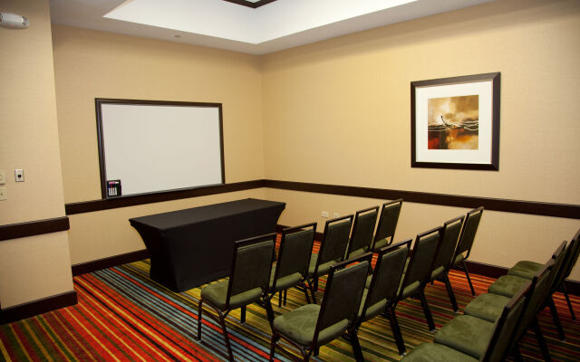 Holiday Inn Chicago Northwest-Elgin by IHG