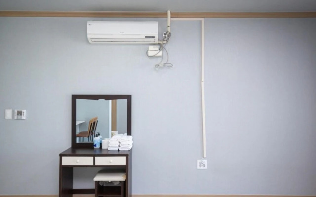 Yangyang Cheheommaeul Pension