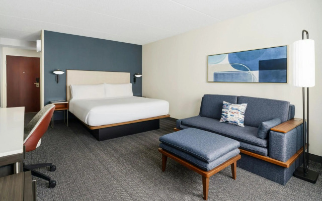 Courtyard by Marriott Chicago Midway Airport