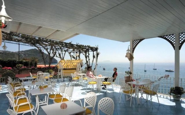 Hotel Casa Rosa Sea & Spa