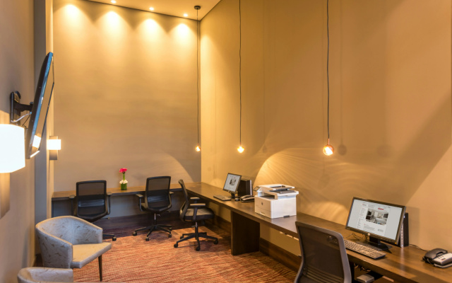 Hilton Garden Inn Bogota Airport