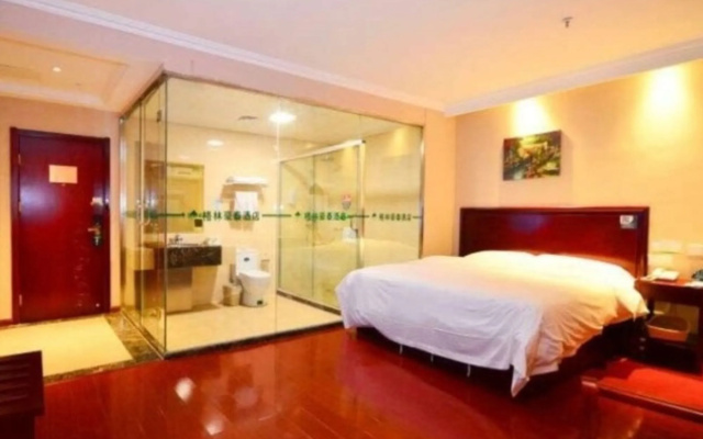 GreenTree Inn Lianyungang Donghai New Bus Station Express Hotel