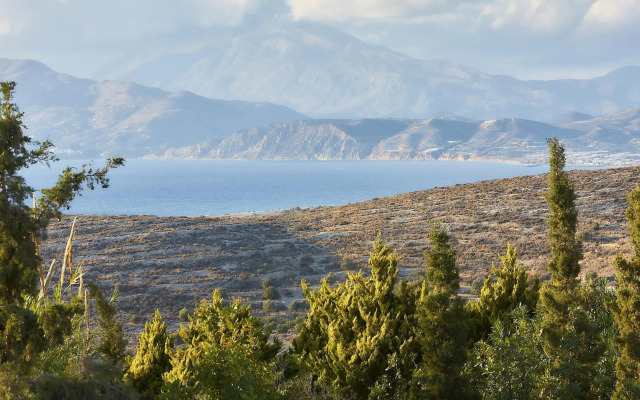 Orelia Cretan Villas & Deluxe Apartments