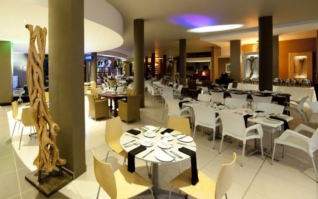 Legend Golf & Safari Resort