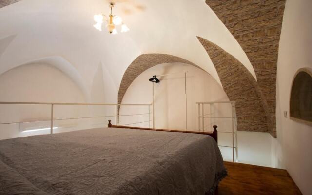 4 Sister Open Space in Puglia, Italy