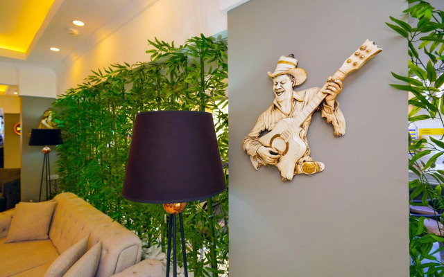 Miss Cleopatra Hotel