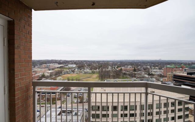 Gorgeous 2 Condo Ballston place w-GYM