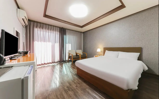 Woorim Hotel