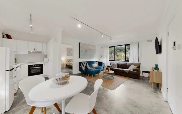 Beachside 1-bed Retreat With Parking Cronulla – Guest Rooms – Sydney