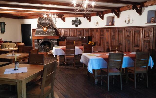 Отель Орлиное гнездо