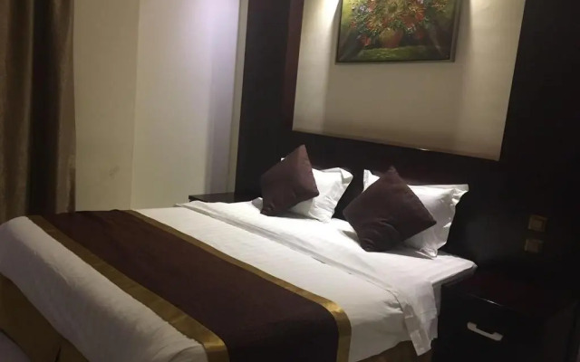 Taleen Al Nakheel Apartment