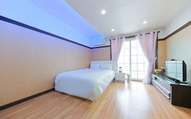 Seongmodosky Port Pension