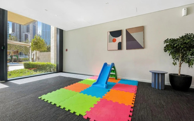 Lux 4BR Duplex in Blvd of Downtown