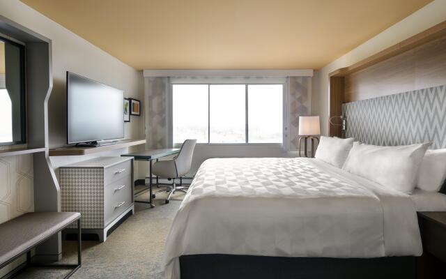 Holiday Inn Montreal Longueuil by IHG