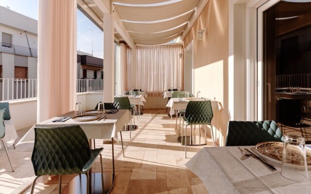 Aeris Suite & Relax