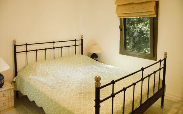 Important Group Villa BD469 4 Bedrooms