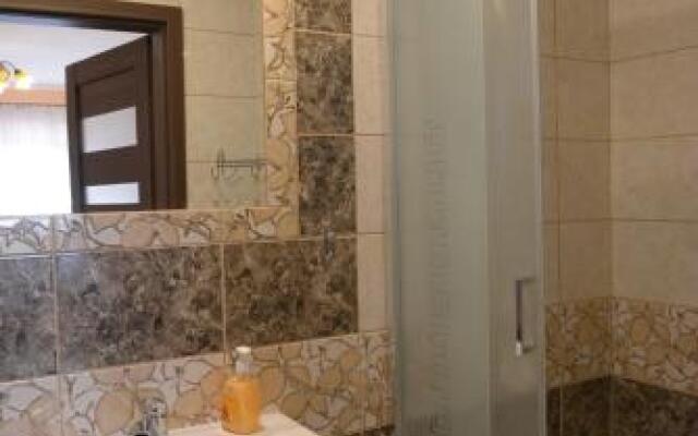 Hotelik Pod Lwami