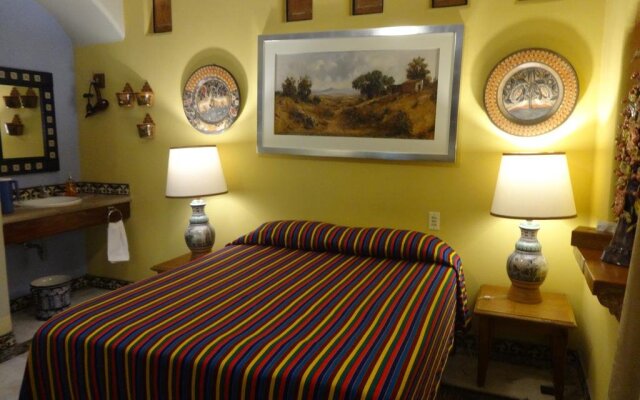 Hotel Casa de Las Flores Bed and Breakfast