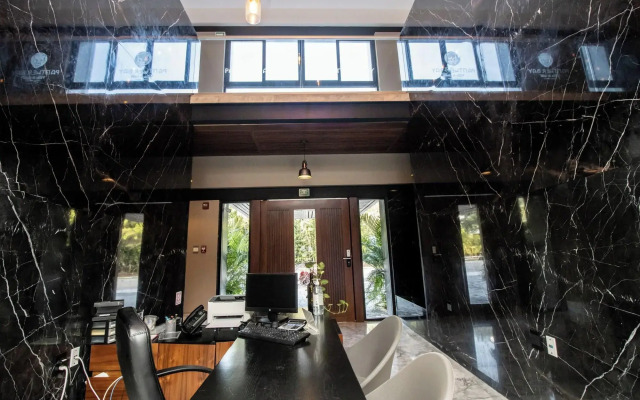 Panther Bay Villa & Golf