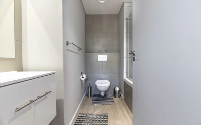 C503 New Apartment Woodstock Quarters