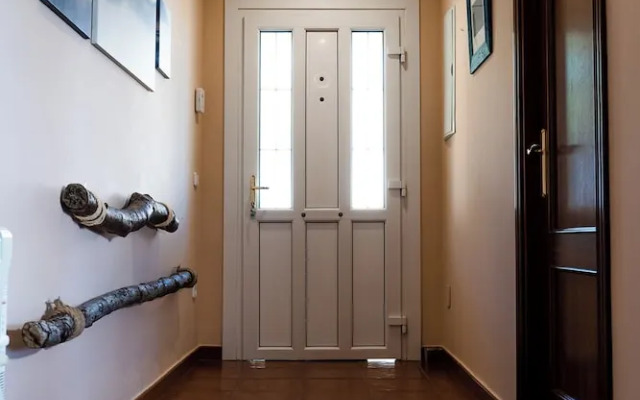 el gato gordo riders house